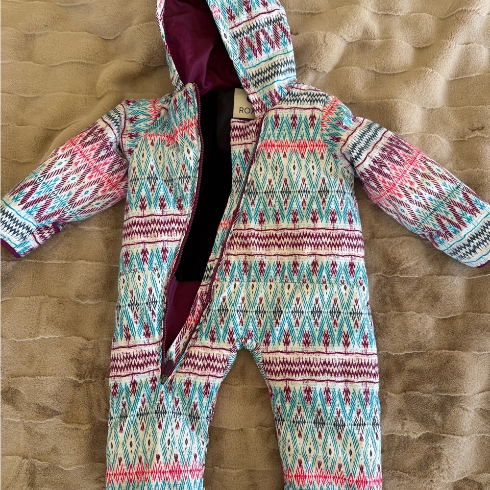 Roxy snowsuit size 24mo
